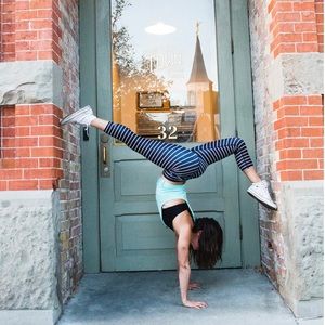 Kiava Luxe Striped Capri Leggings